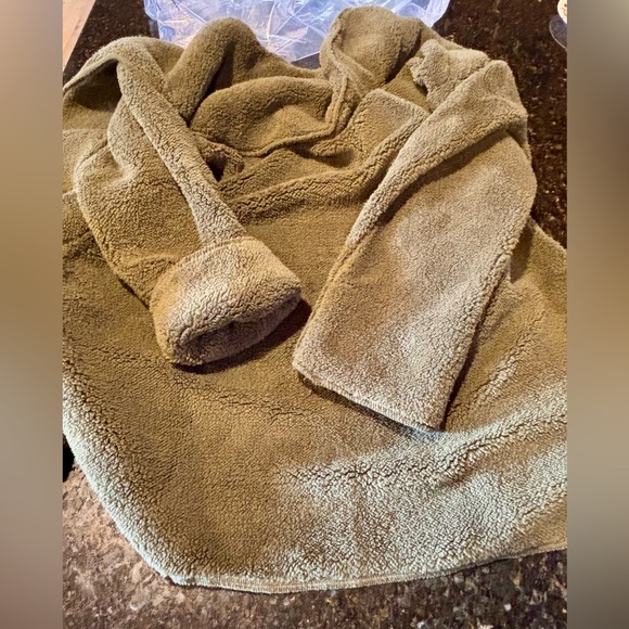 ⭐️Koolaburra by UGG Sherpa Fleece Shawl Collar Cardigan Olive A451834 -NEW⭐️ - Picture 4 of 10